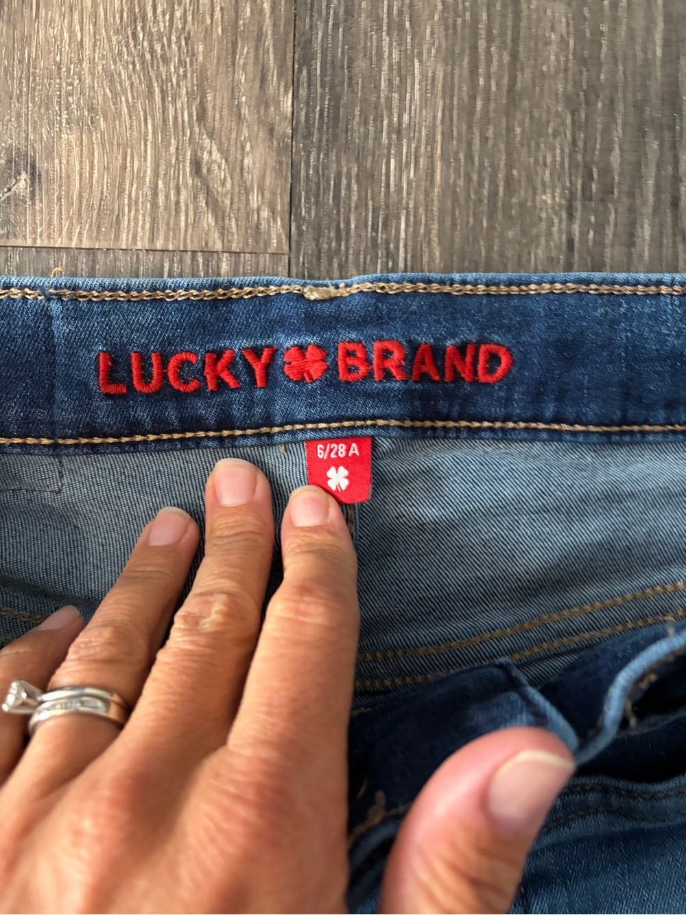 Lucky Brand Women's Dark Blue Wide-Leg Flare Jeans - Picture 2 of 5